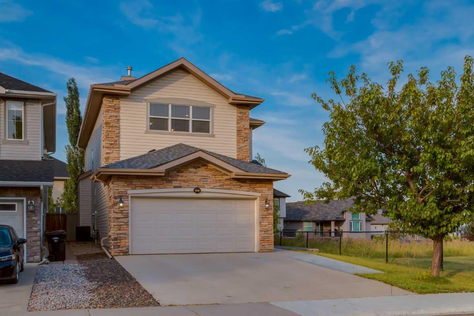 Property Photo: 357 Kincora Drive NW AB T3R 1N3