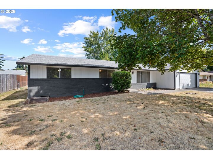 Property Photo:  15820 SE 3rd St  WA 98684 