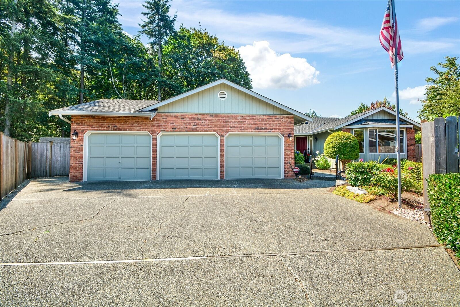 Property Photo:  4710 SE 123rd Street  WA 98208 