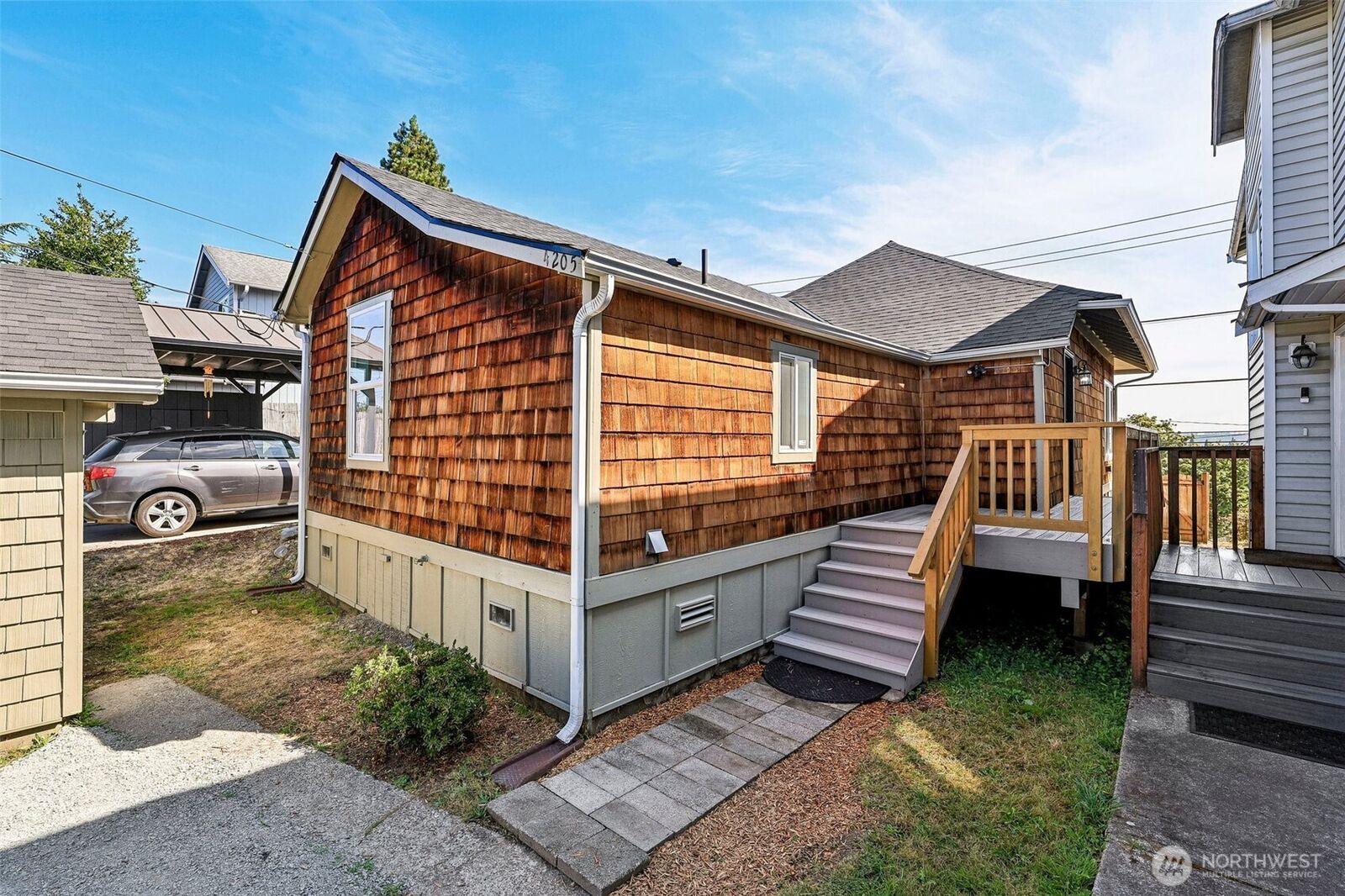 Property Photo:  4205  34th Avenue S  WA 98118 