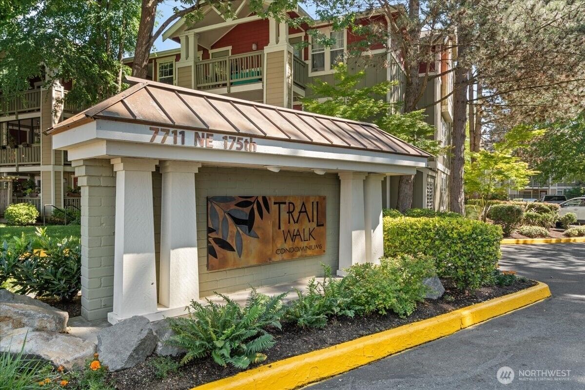 Property Photo:  7711 NE 175th Street A305  WA 98028 