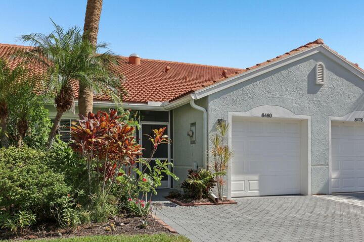 Property Photo:  8480 Logia Circle  FL 33472 