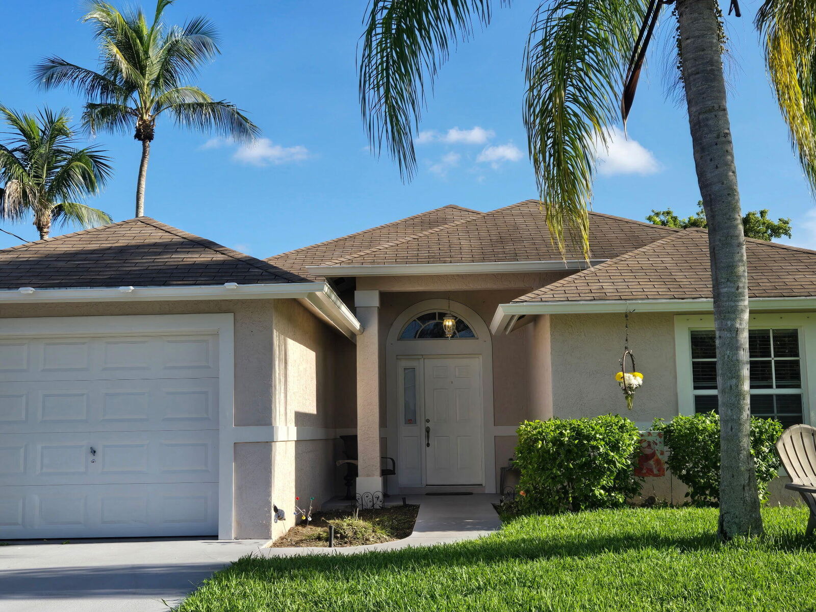 Property Photo: 6374 Robinson Street FL 33458