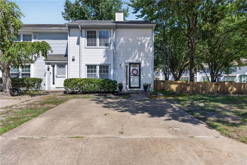 Property Photo:  1920 Devonwood Cmn  VA 23320 