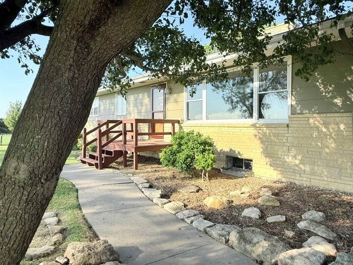 Property Photo:  2402 S 2800 Rd.  KS 66838-9540 