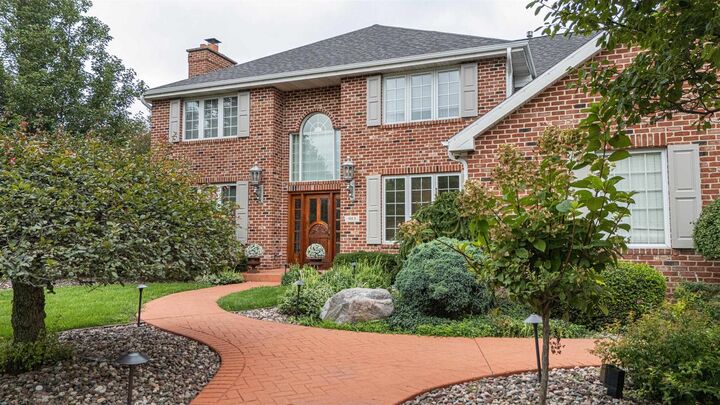 Property Photo: 903 Thornecrest Drive WI 53546