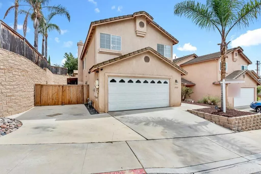 Property Photo: 13721 Gateway View Drive CA 92021