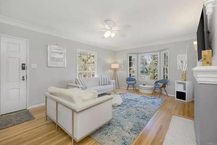 Property Photo:  1700-1702-1704 Glendon Avenue  CA 90024 