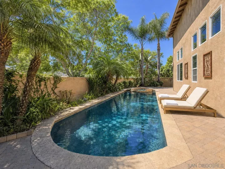 Property Photo: 6371 Paseo Corono CA 92009