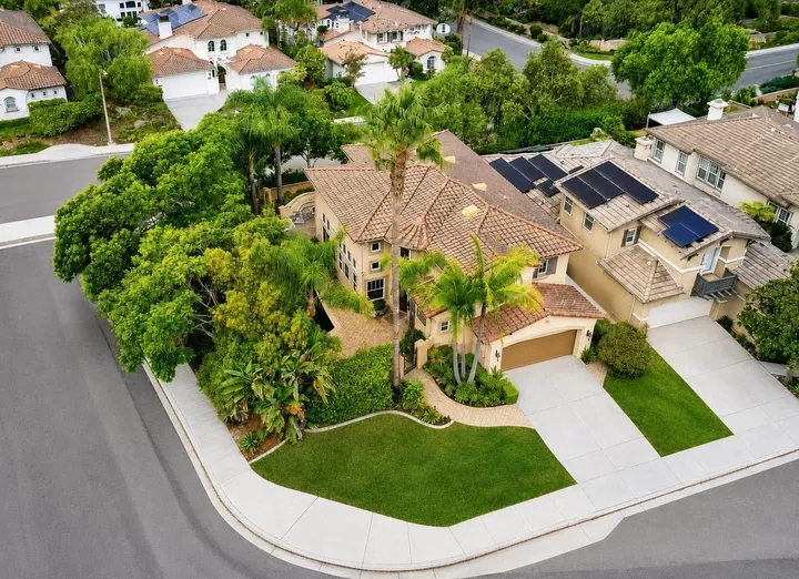 Property Photo: 6371 Paseo Corono CA 92009