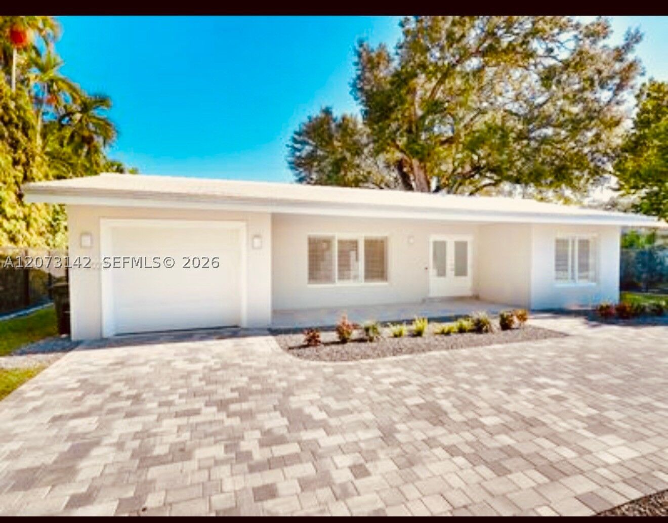 Property Photo: 932 Bird Rd FL 33146