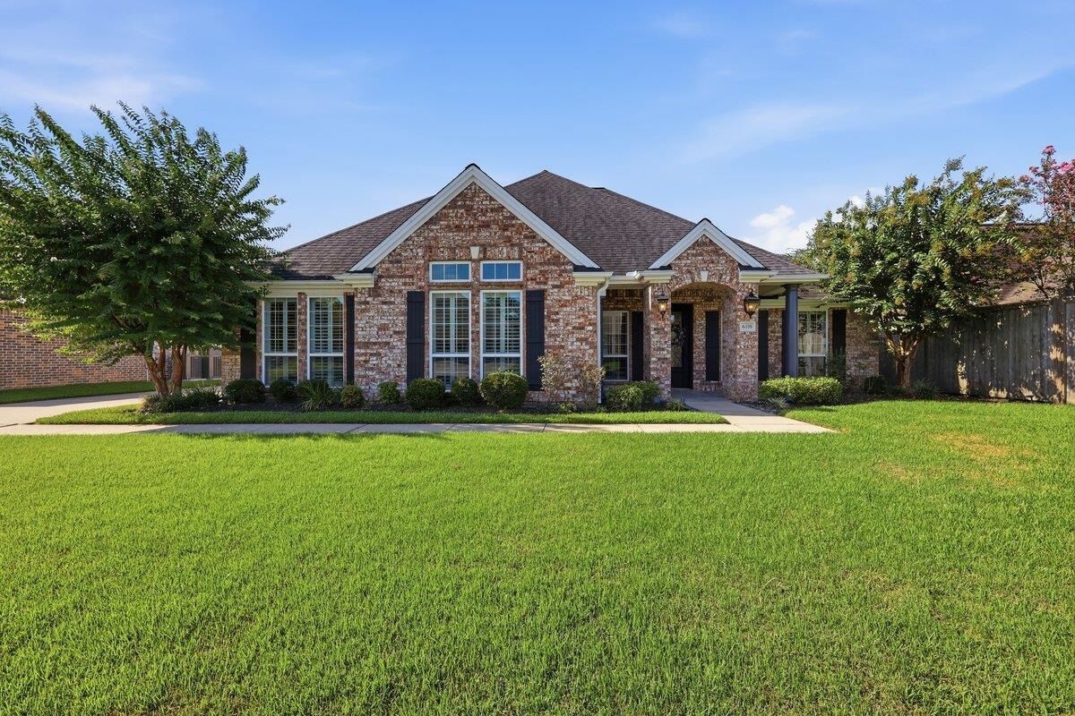 Property Photo:  6335 Claybourn Drive  TX 77706-9999 