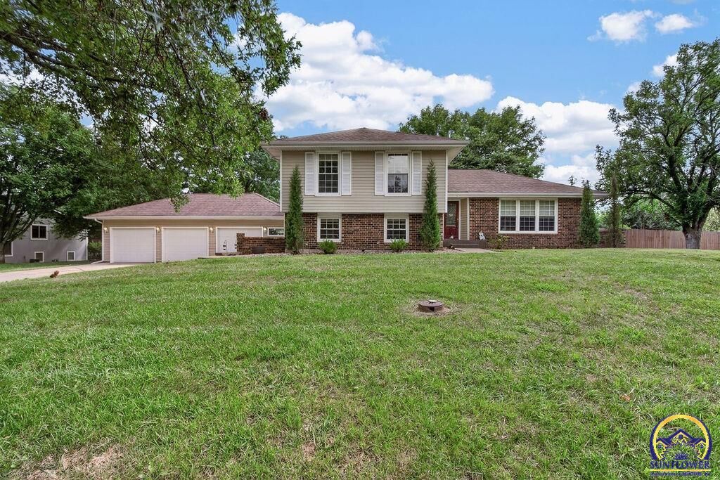 Property Photo:  3539 NW 45th Ct  KS 66618 