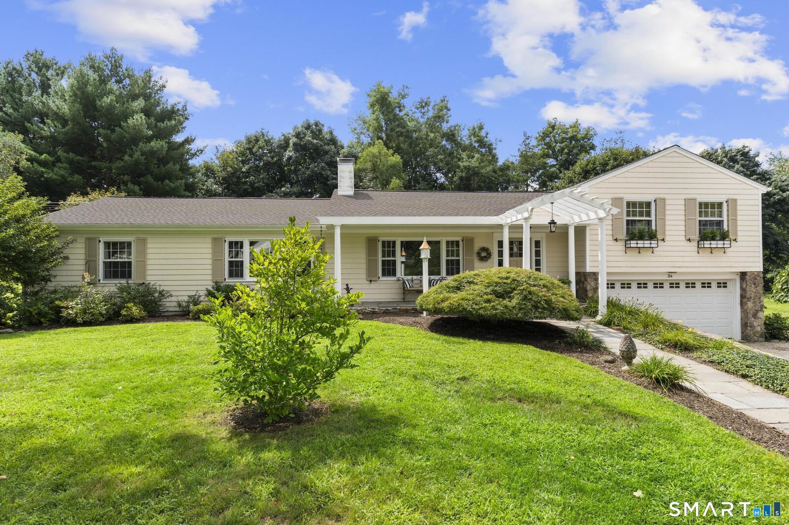 Property Photo: 314 Longmeadow Road CT 06477