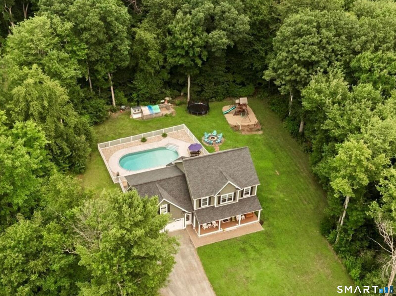 Property Photo: 81 Evergreen Crossing CT 06057