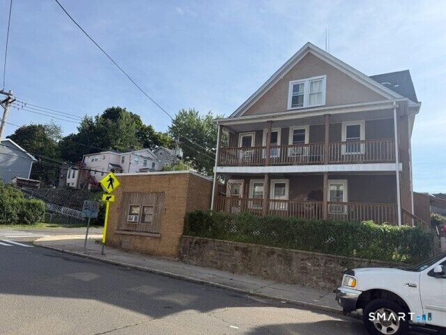 Property Photo:  55 Hawkins Street  CT 06418 