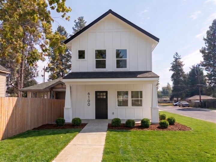 Property Photo:  6100 N Stevens St  WA 99205 
