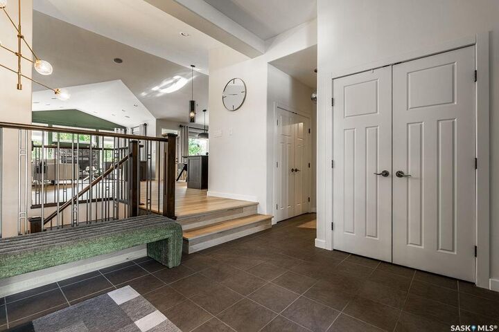 Property Photo: 410 Willowgrove Crescent SK S7W 0A7