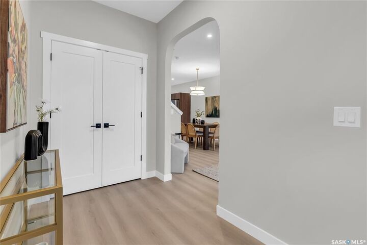Property Photo: 122 Amisk Way SK S7V 1W5