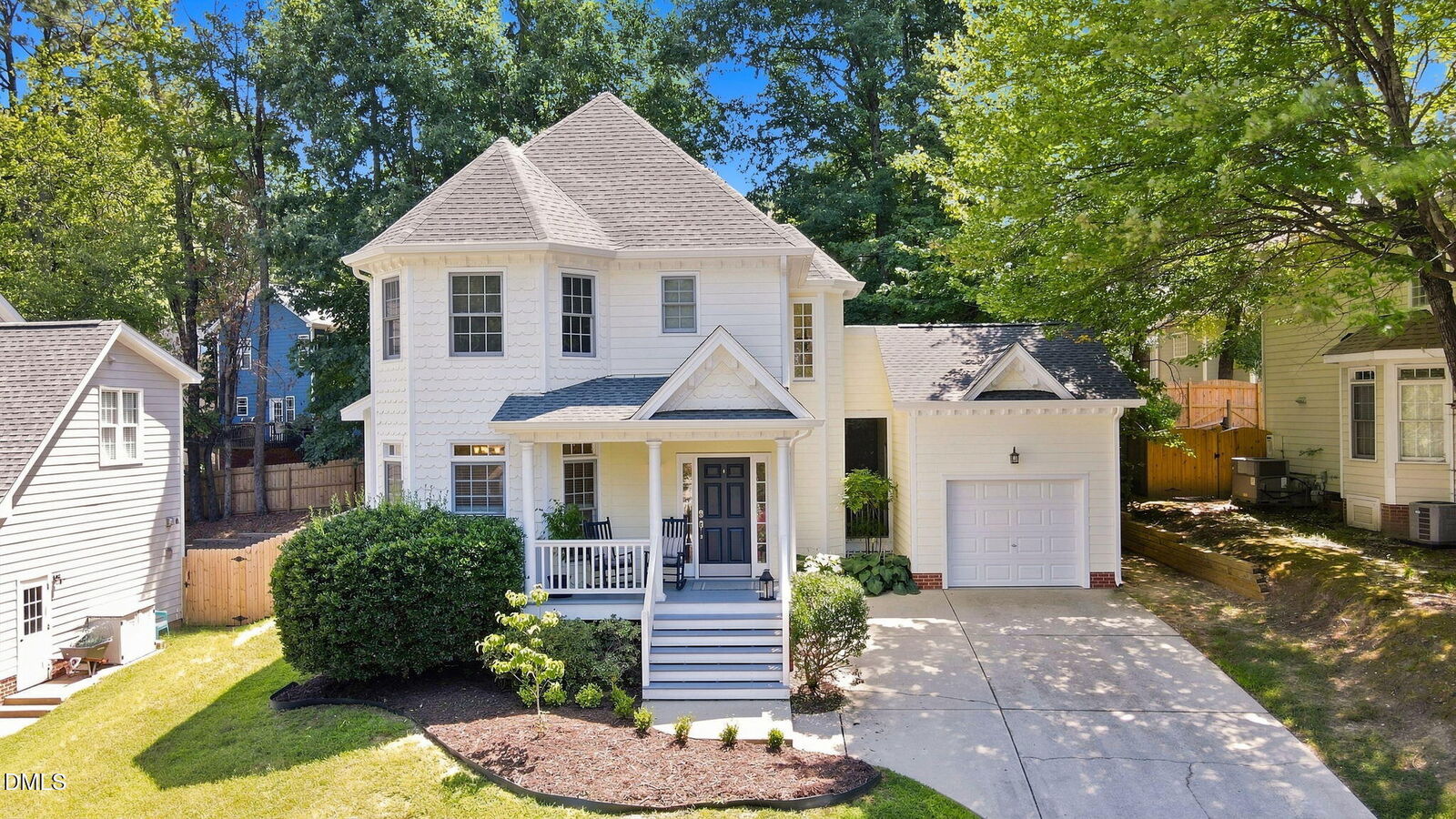 Property Photo: 617 Scotts Ridge Trail NC 27502