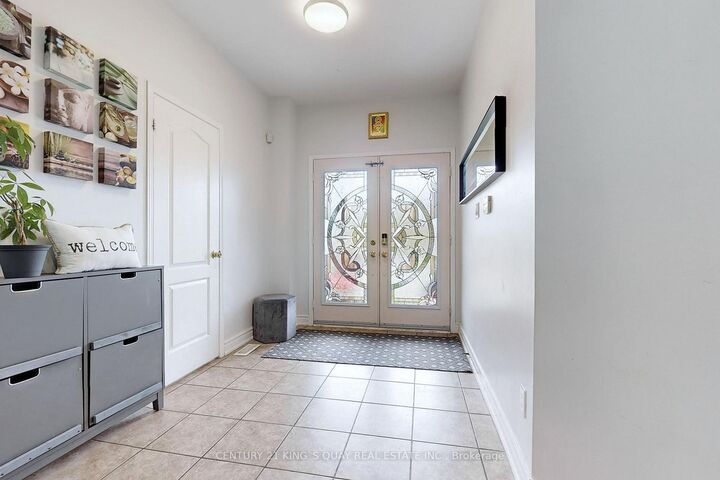 Photo de la propriété: 1418 Livesey Drive ON L1K 0G9