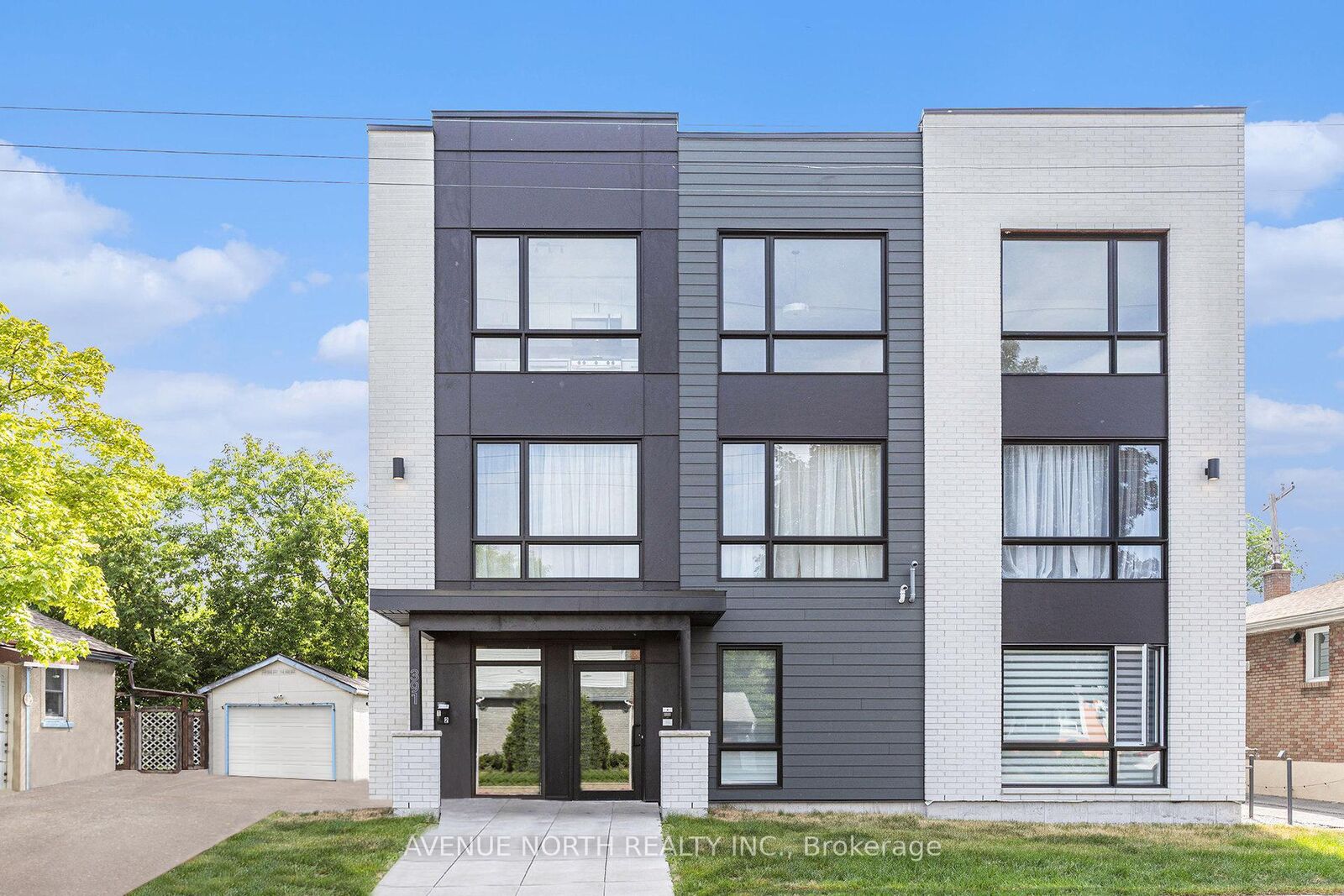 Property Photo:  391 Dieppe Street 02  ON K1L 6V3 