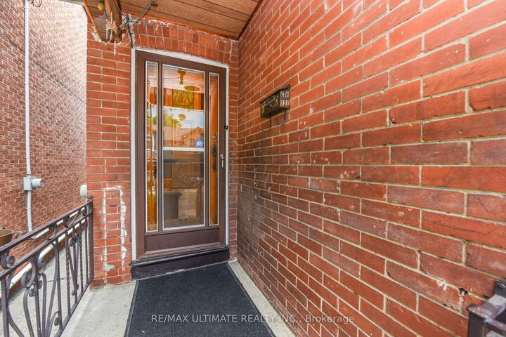 Property Photo: 127 Salem Avenue ON M6H 3C4