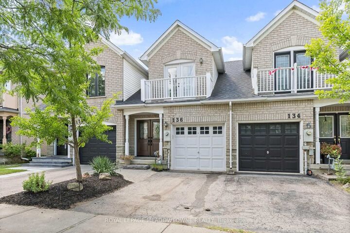 136 Dominion Gardens Drive — photo 1