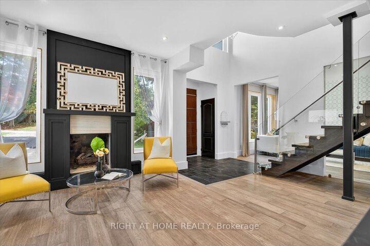 Property Photo: 64 Larwood Boulevard ON M1M 2M5