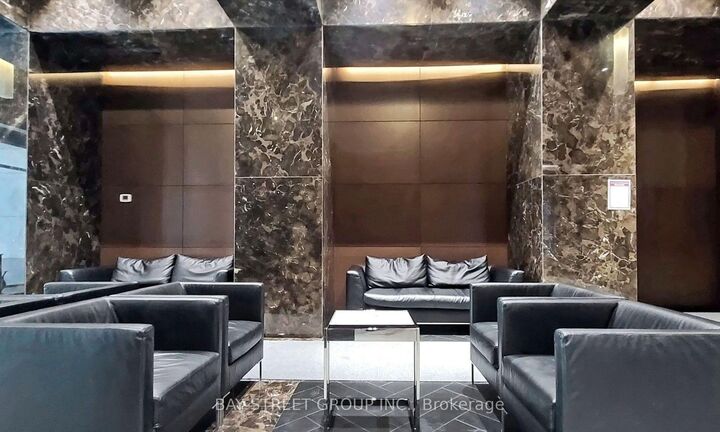Property Photo: 70 Temperance Street 5308 ON M5H 0B1