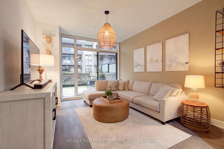 Property Photo:  1575 Lakeshore Road W Gr45  ON L5J 0B1 