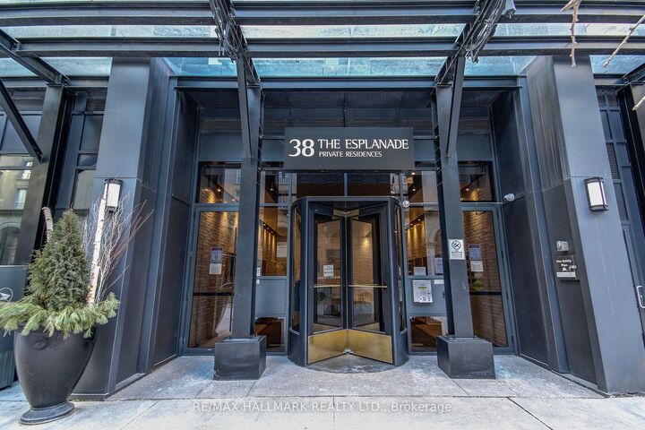 Property Photo:  38 The Esplanade Street 421  ON M5E 1A5 