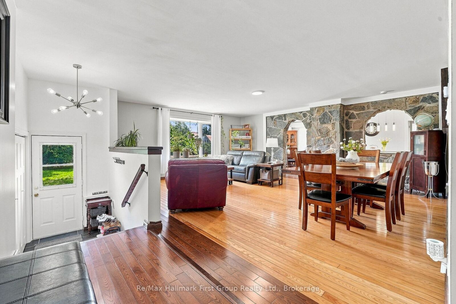 Property Photo: 435 Minnie Avenue ON K0K 3J0