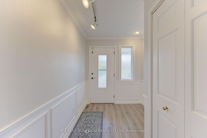 139 Trafalgar Avenue — photo 1