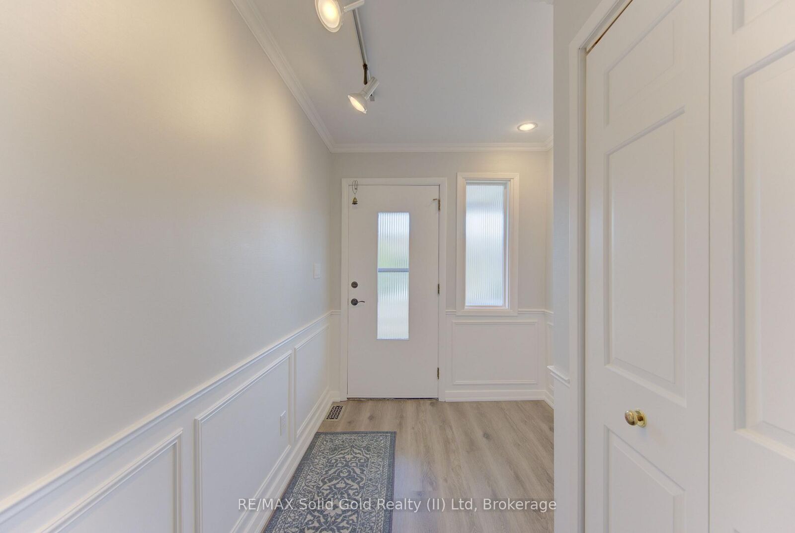 Property Photo:  139 Trafalgar Avenue  ON N2A 1Z5 