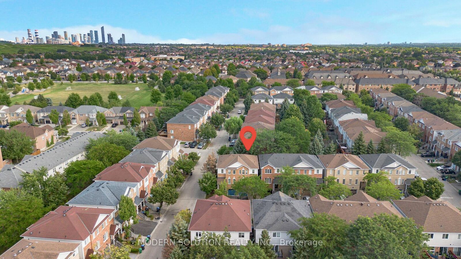 Property Photo: 1480 Britannia Road W 133 ON L5V 2K4
