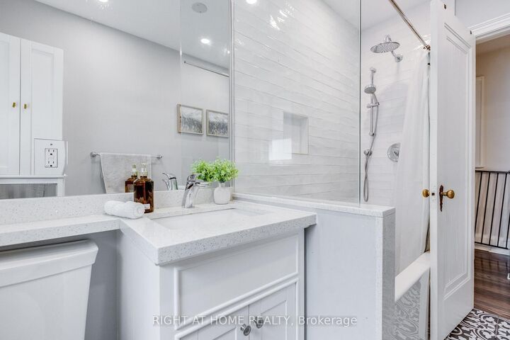 Property Photo: 386 Winona Drive ON M6C 3T5