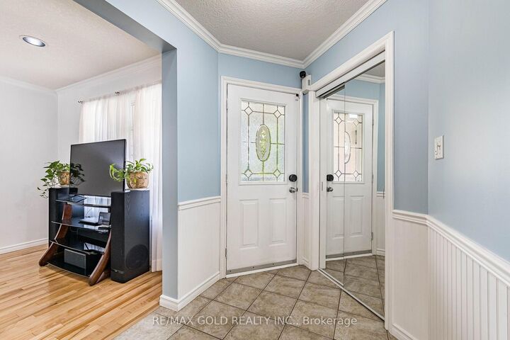 Property Photo: 6 Moffatt Lane ON N1G 5E8