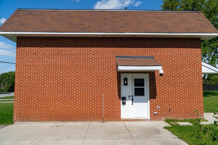 Property Photo: 348 Pattie Drive ON K7C 3R5