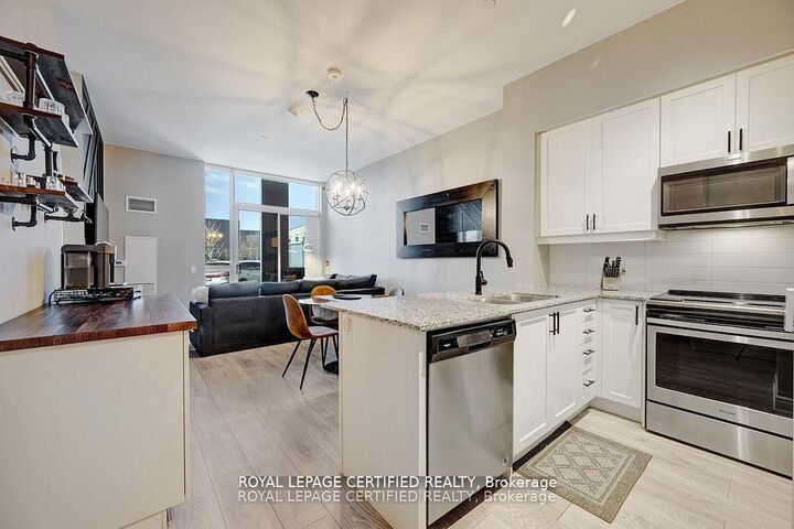 Property Photo:  1050 Main Street E 114  ON L9T 9M3 