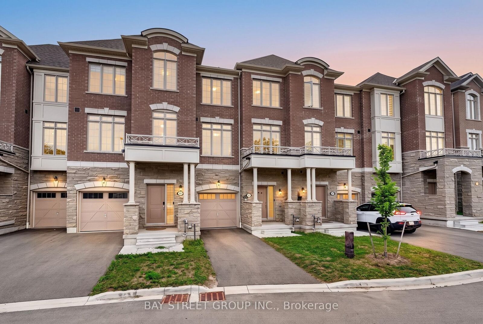 Property Photo:  39 Coote Court  ON L1T 0P5 