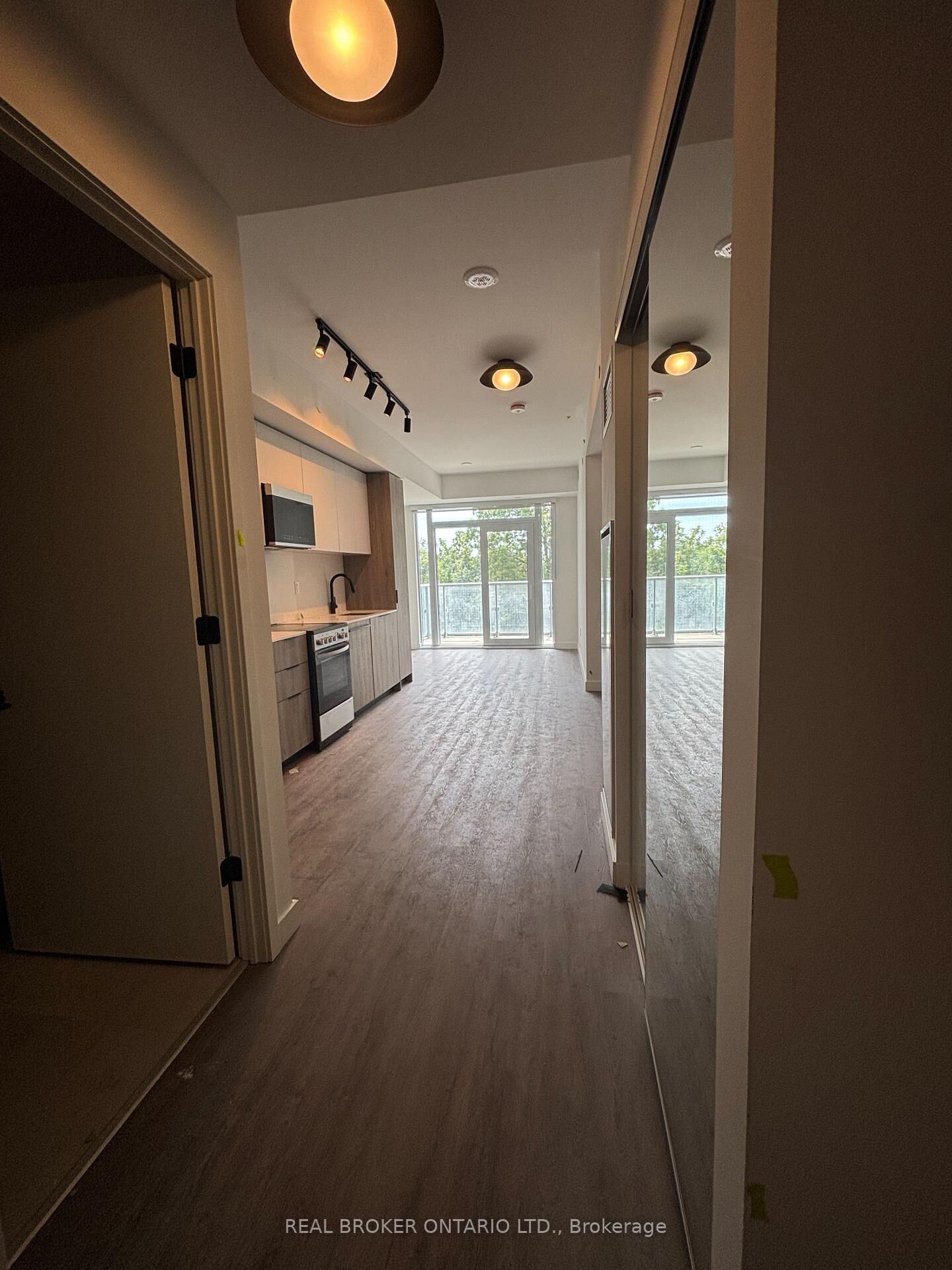 Property Photo: 1635 Military Trail 232 ON M1C 0G3