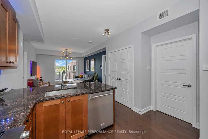 Property Photo: 316 Bruyere Street 509 ON K1N 0C3