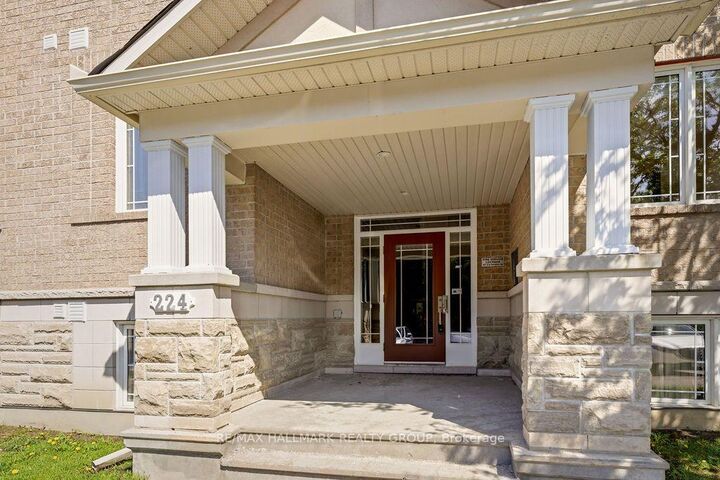 Property Photo:  224 Paseo Private 3  ON K2G 4N7 