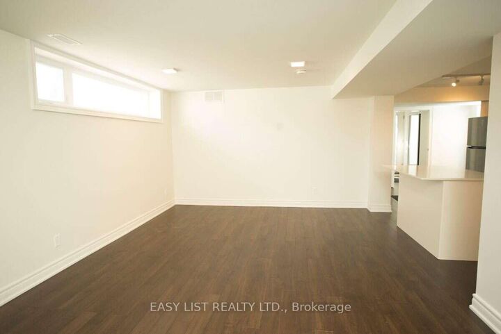 Property Photo:  2 Princess Anne Crescent  ON M9A 2N8 