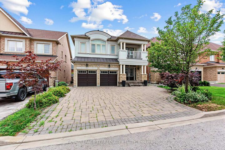 Property Photo: 44 Headwind Boulevard ON L4H 3R9