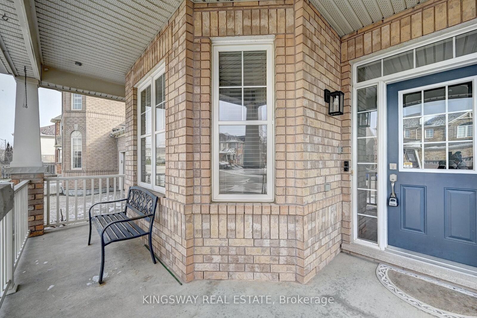 Property Photo: 222 Baldwin Drive ON N3C 0B3