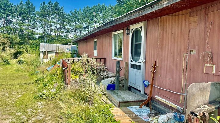 Property Photo:  104 Ellisville Road 24  ON K0H 2N0 