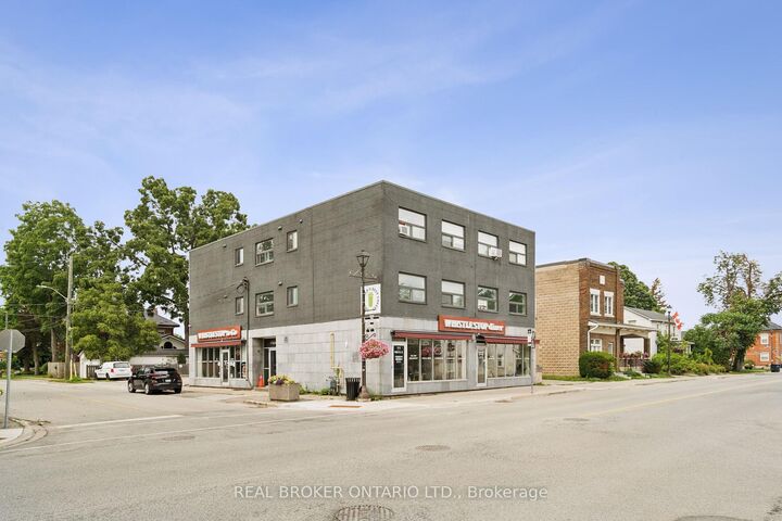 Property Photo: 1 Elgin Street N #1B ON L7J 2B2