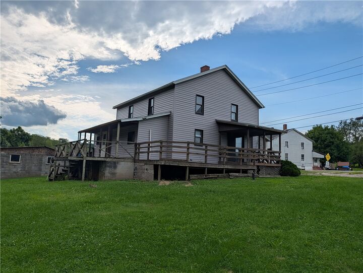 Property Photo:  23 Jamison St  PA 15401 